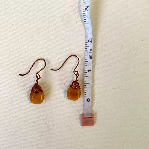 Handmade drop hook earrings jewelry in copper with orange stones - Picture 4 of 5